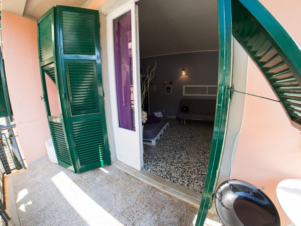Hotel Ciao Bella Rainbow Riomaggiore Esterno foto